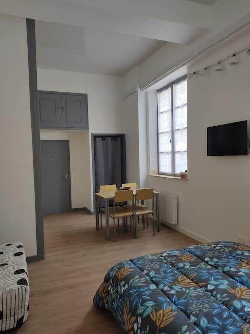 Appartement Avec Parking Prive 索米尔 外观 照片